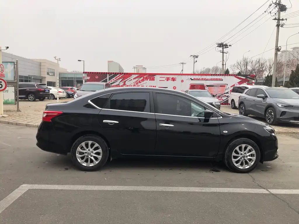 NISSAN SYLPHY 2022