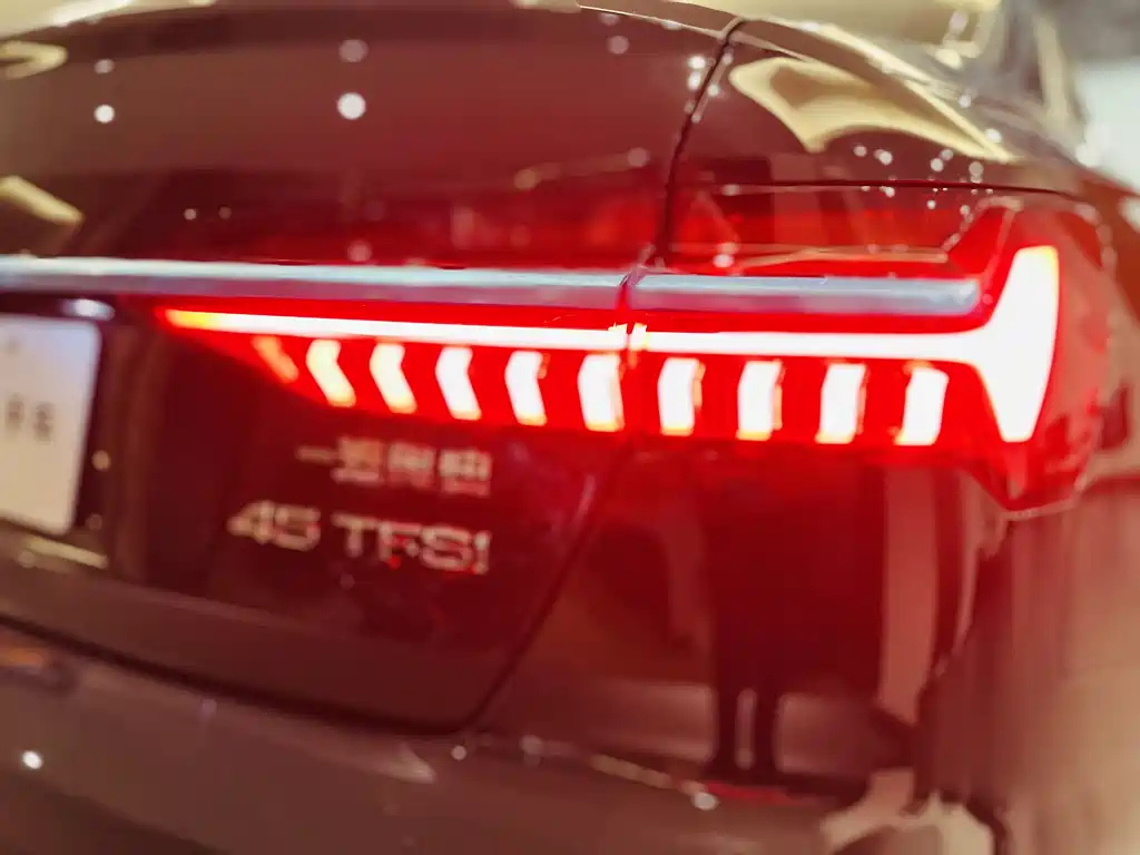 AUDI A6L 2024