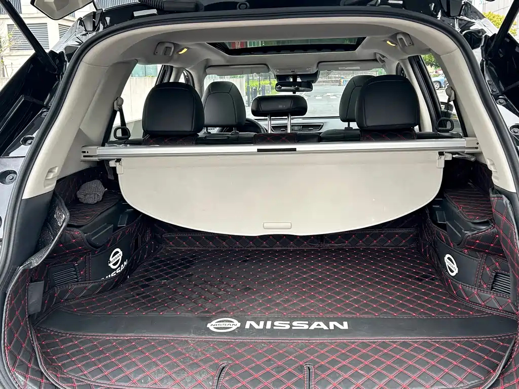 NISSAN X-TRAIL 2023