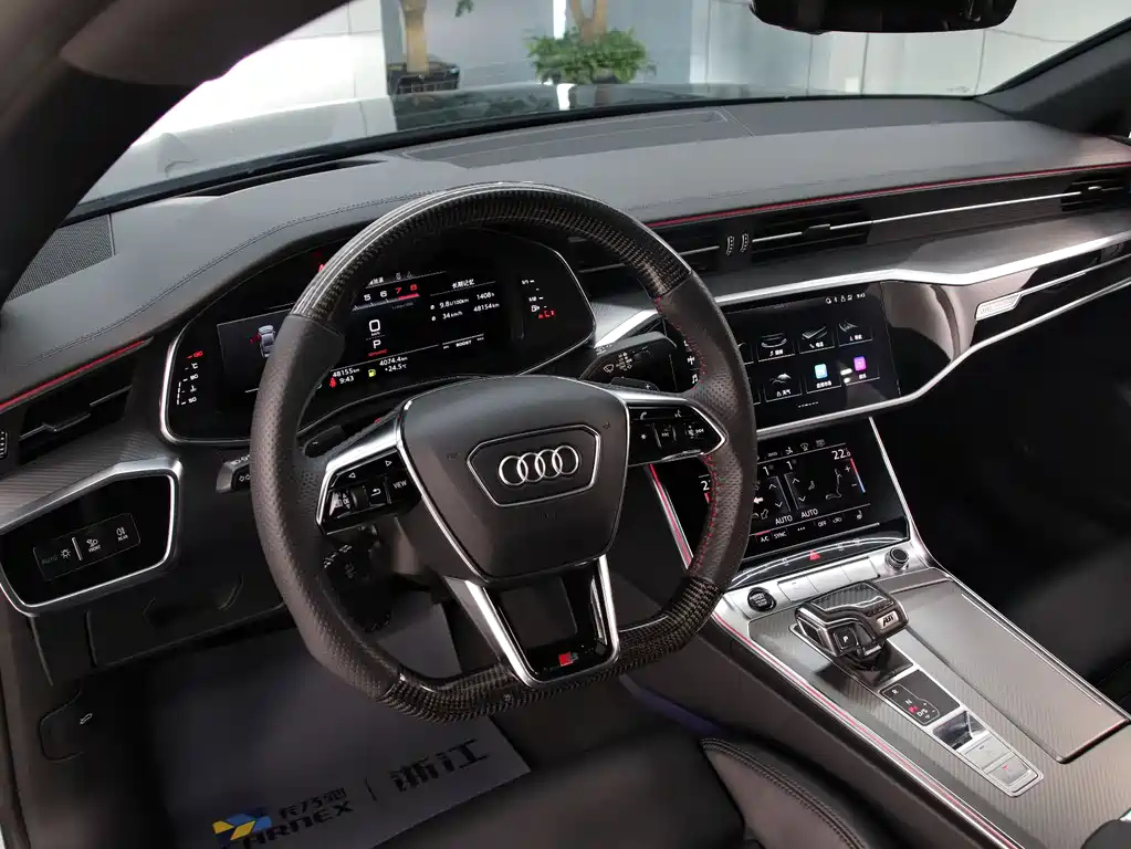AUDI A7 2022