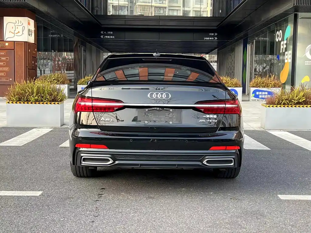 AUDI A6L 2021