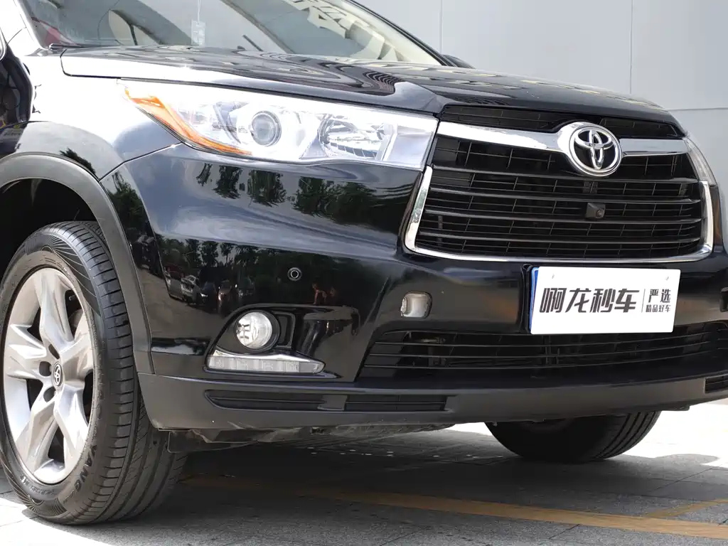 TOYOTA HIGHLANDER 2017
