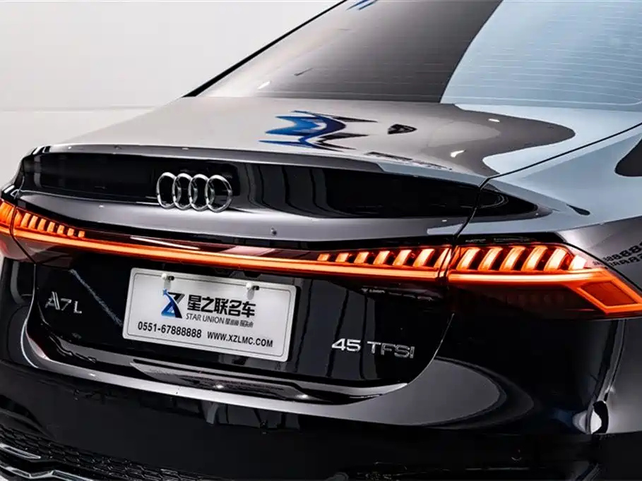 AUDI A7L 2024
