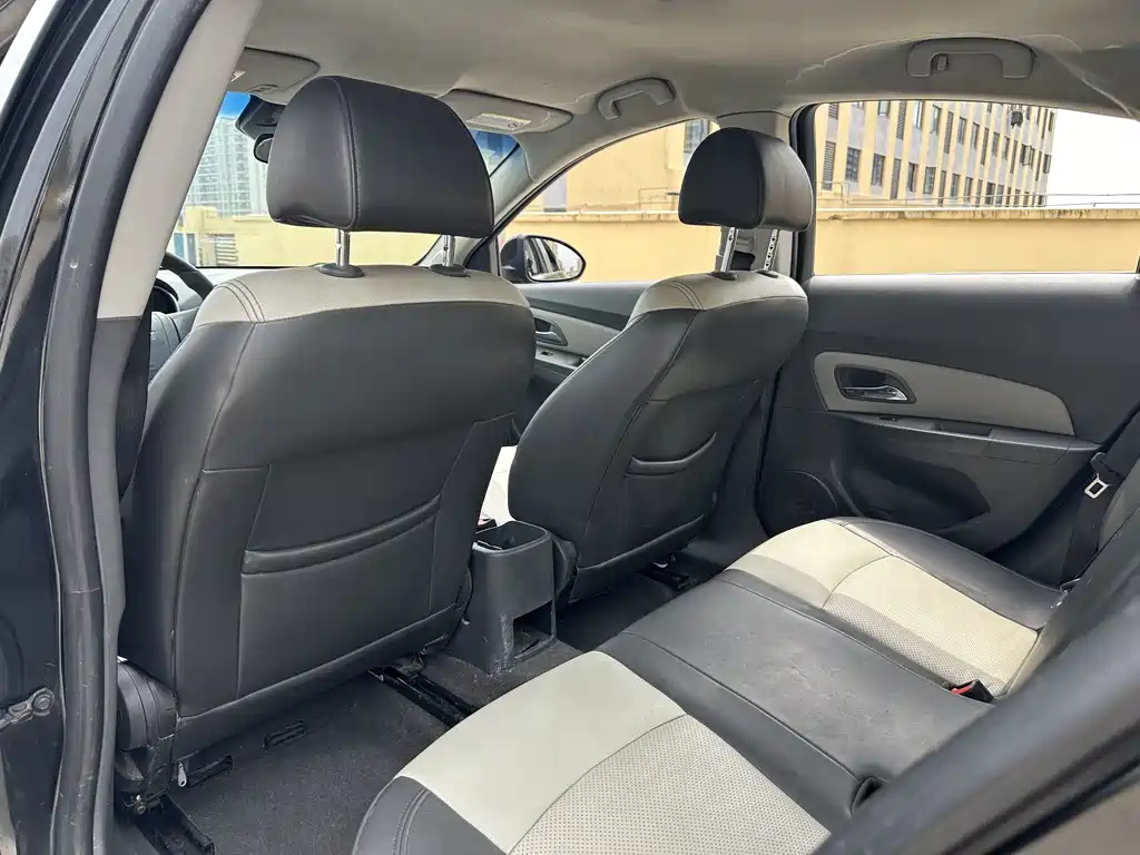 CHEVROLET CRUZE 2013