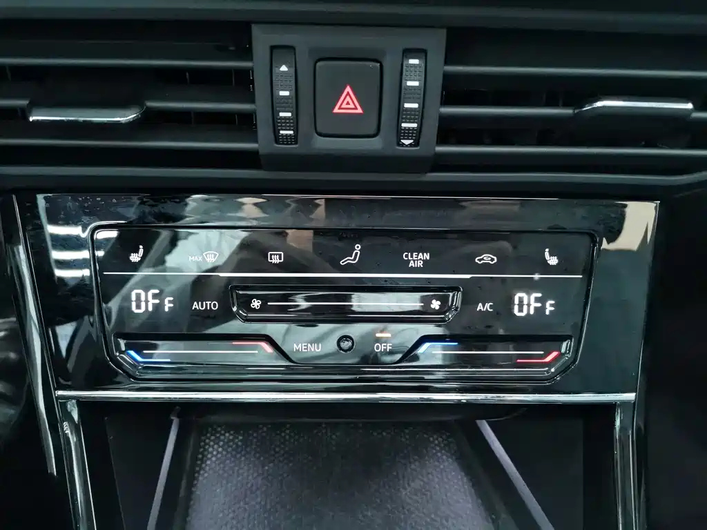 VOLKSWAGEN PASSAT 2022