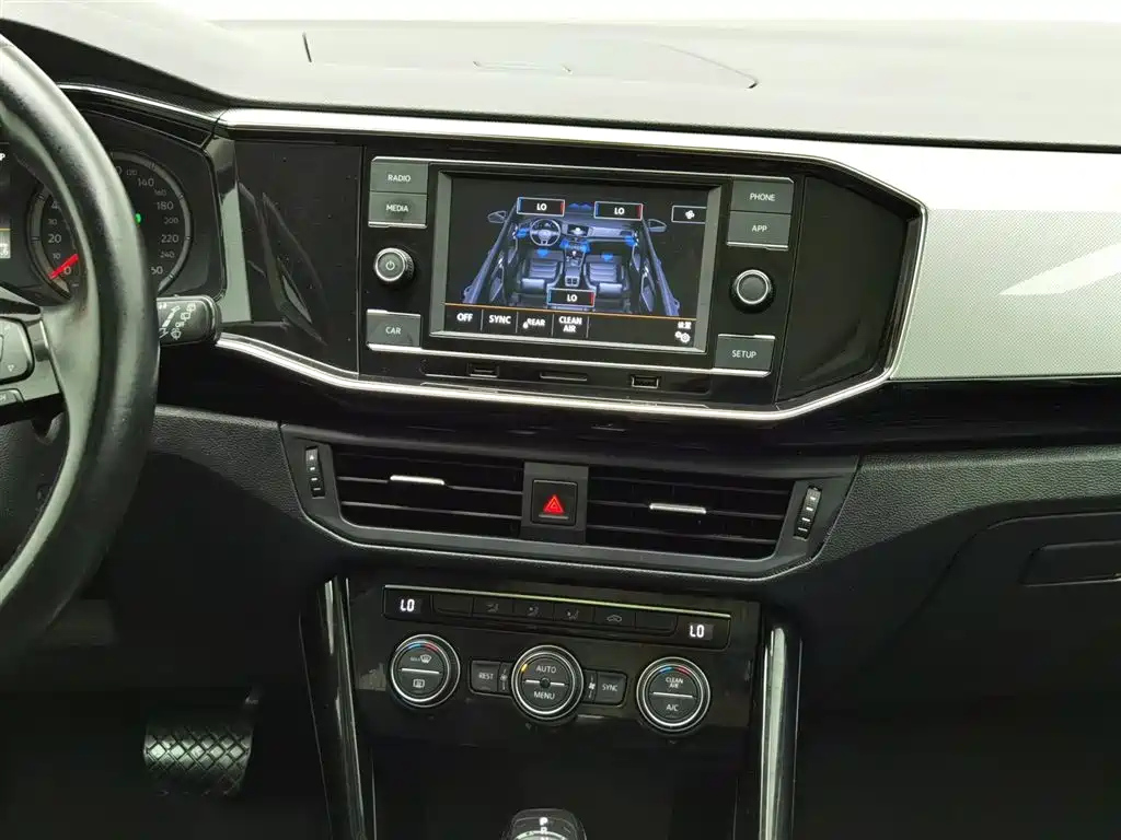 VOLKSWAGEN TAYRON 2020