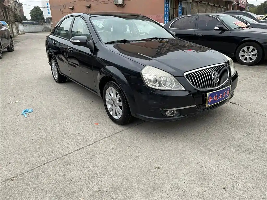 BUICK EXCELLE 2012