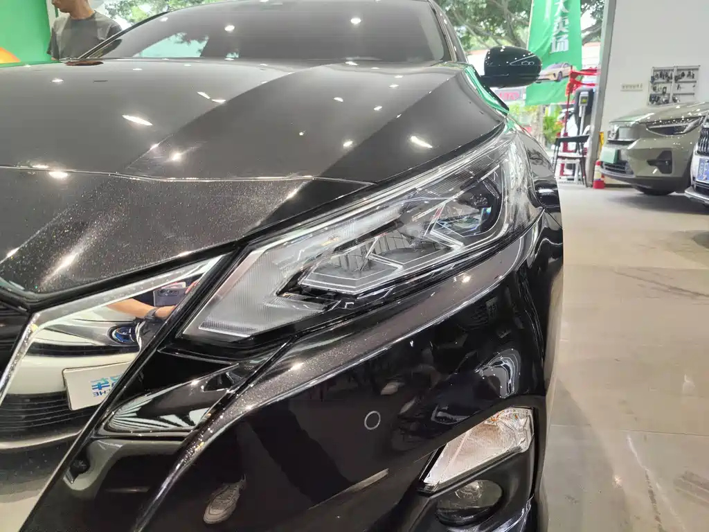NISSAN TEANA 2022