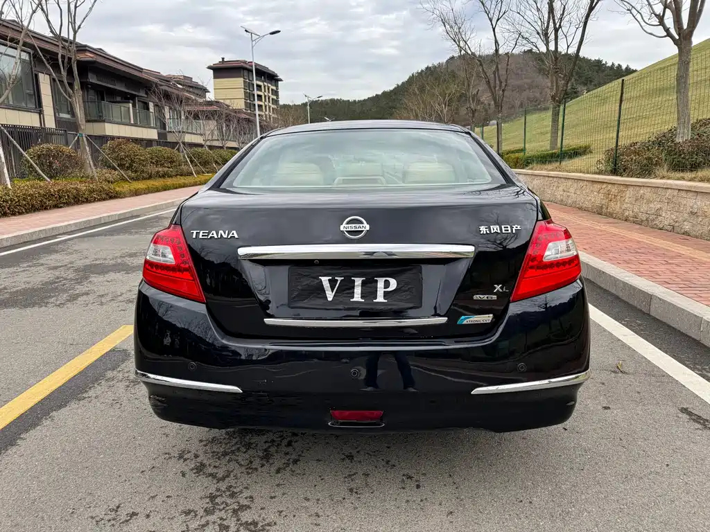 NISSAN TEANA 2009