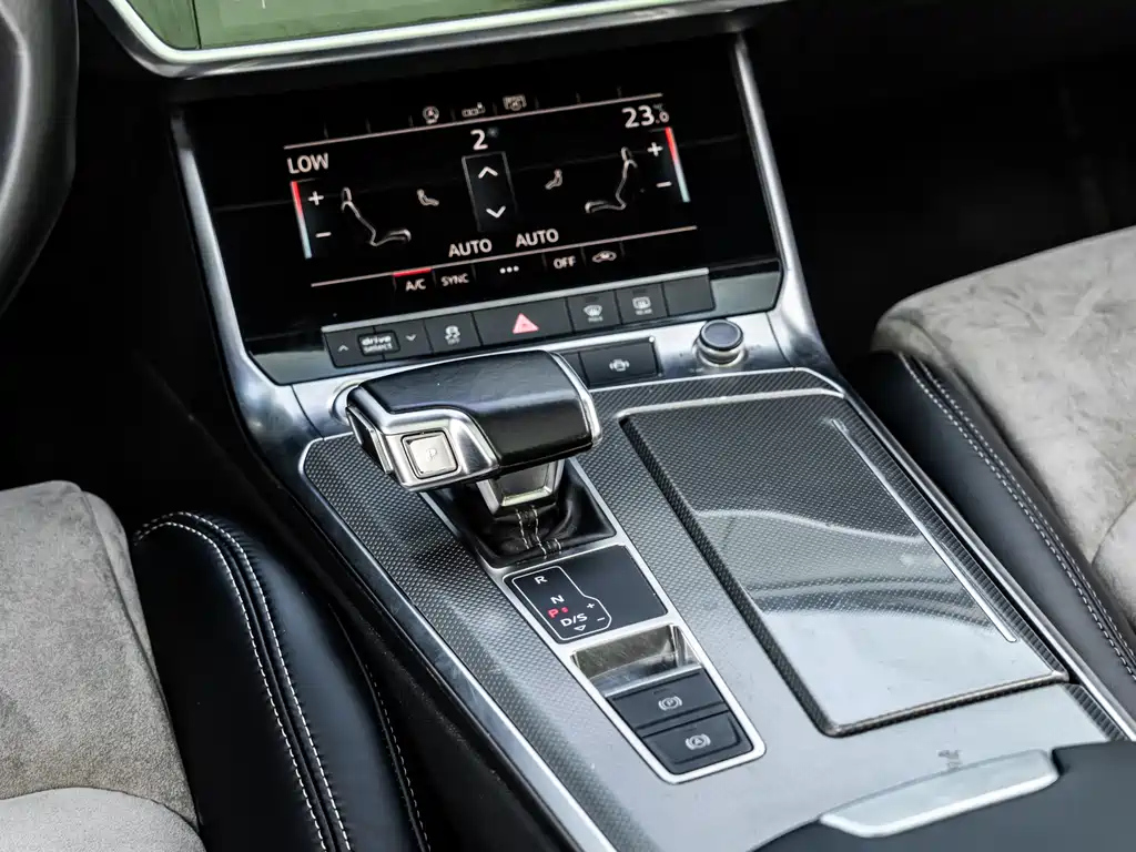 AUDI A6L 2020