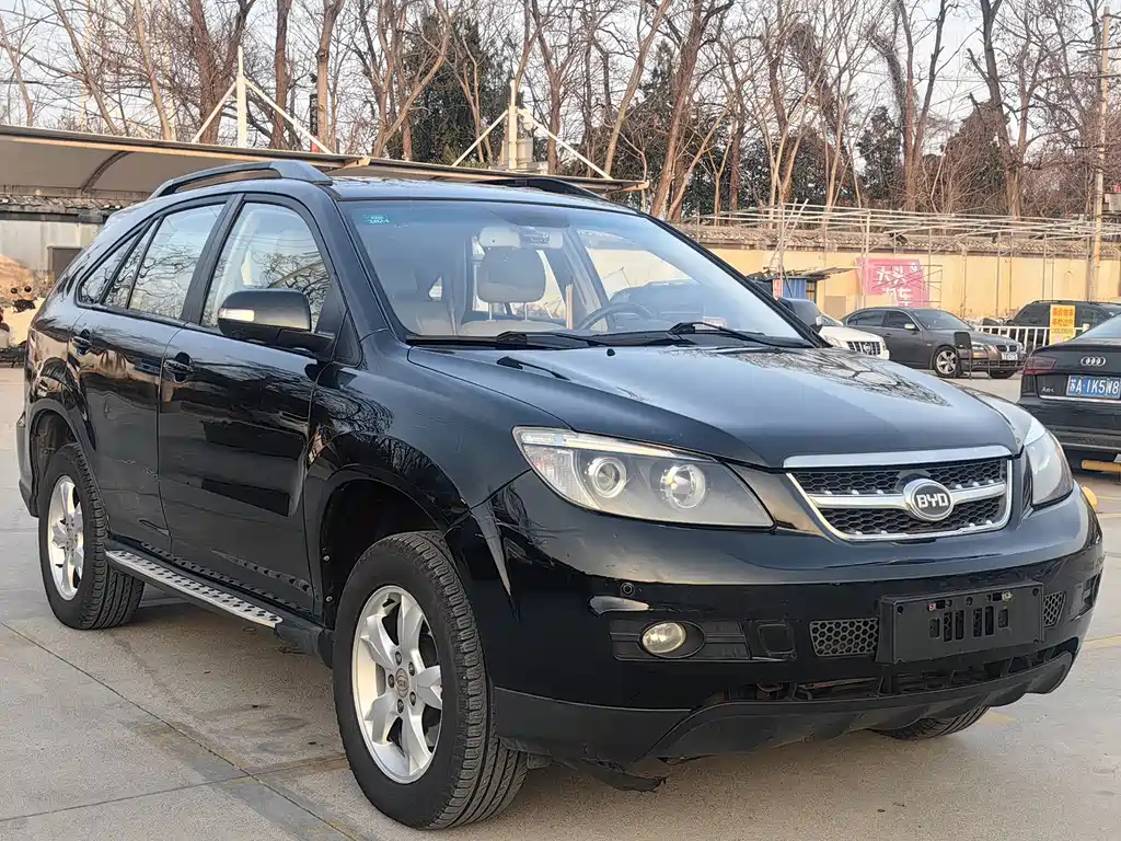 BYD S6 2013