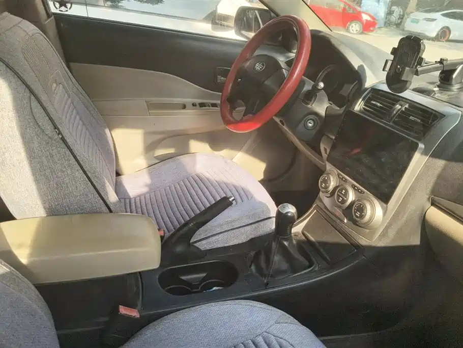 BESTURN B50 2012