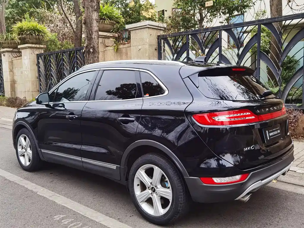 LINCOLN MKC 2018
