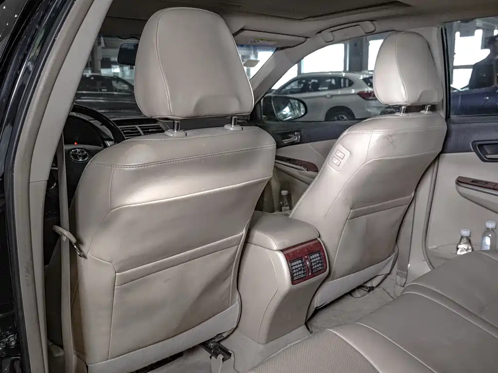 TOYOTA CAMRY 2014