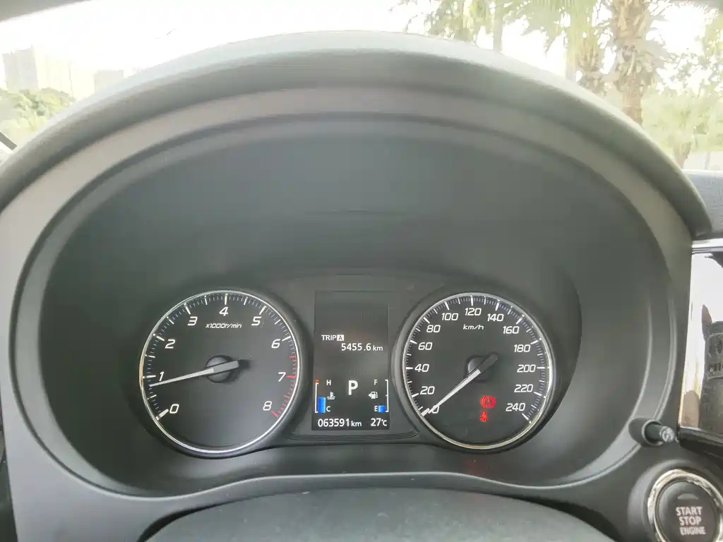 MITSUBISHI OUTLANDER 2020