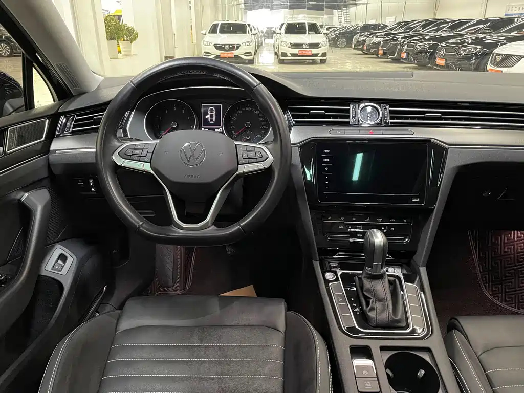VOLKSWAGEN MAGOTAN 2021