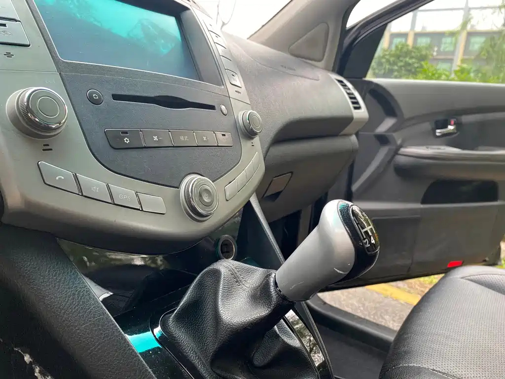 BYD S6 2013