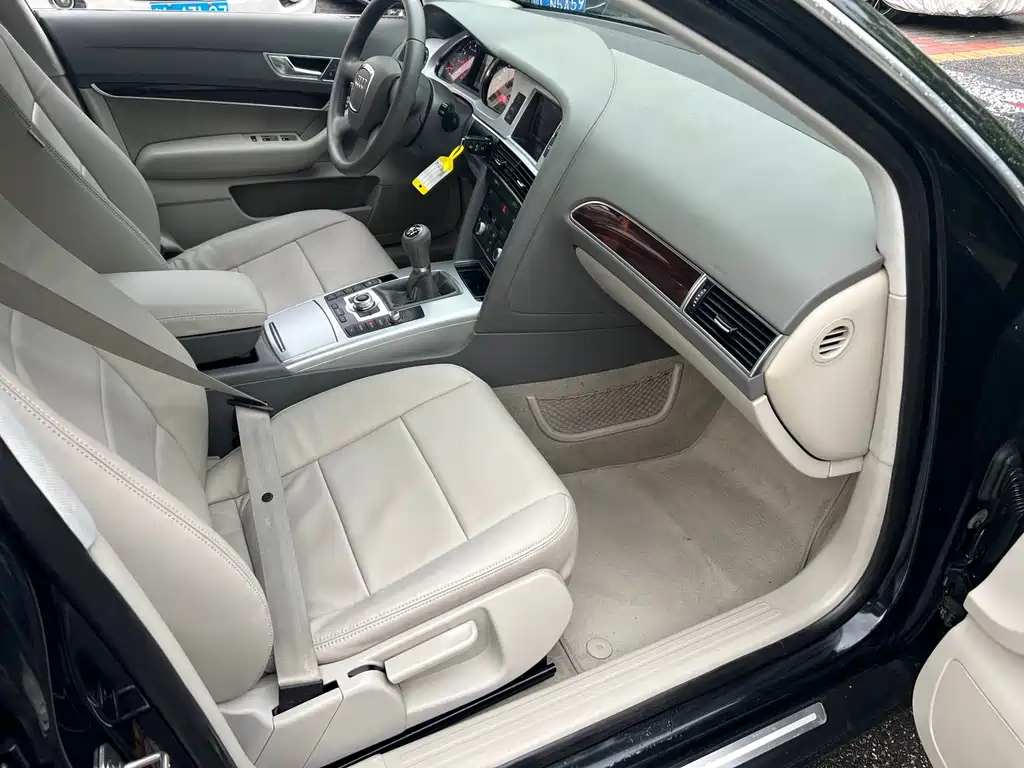 AUDI A6L 2011