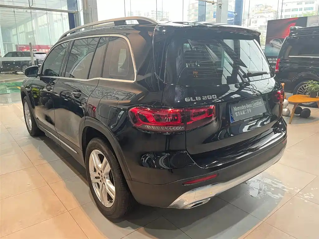 MERCEDES BENZ GLB 2022