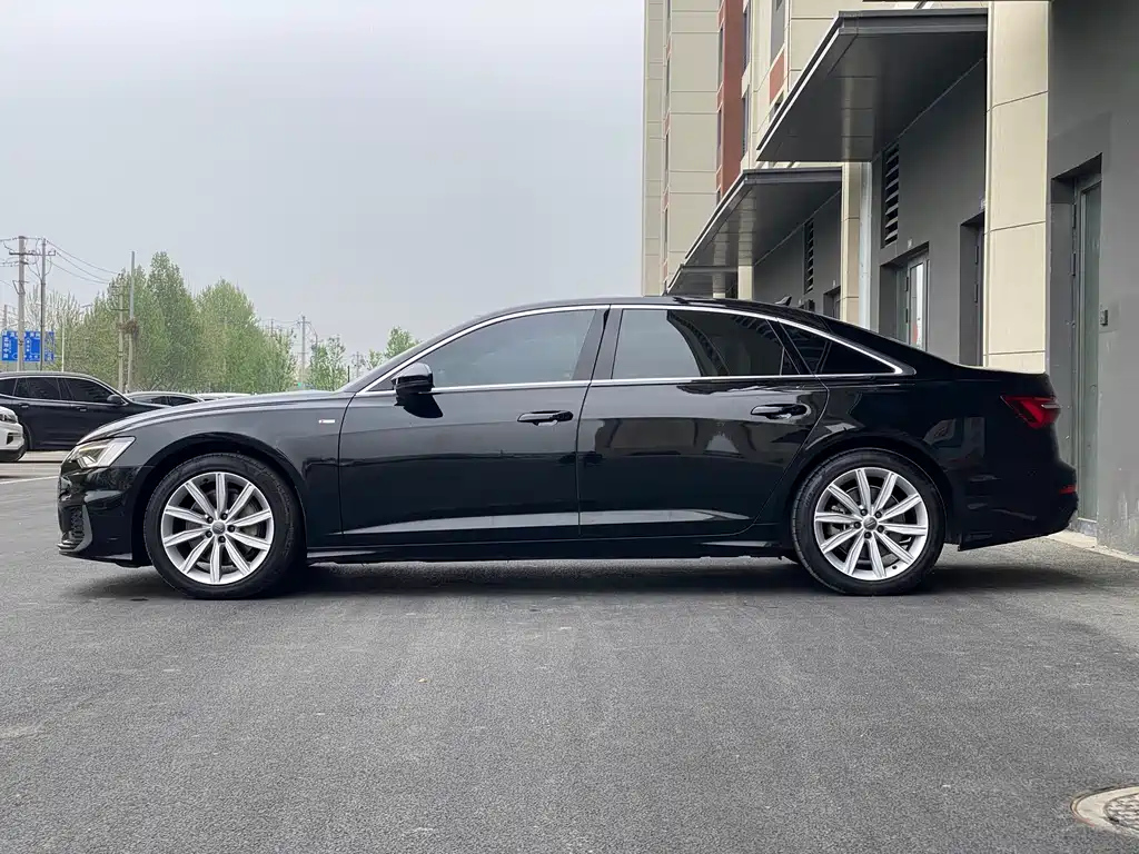 AUDI A6L 2021