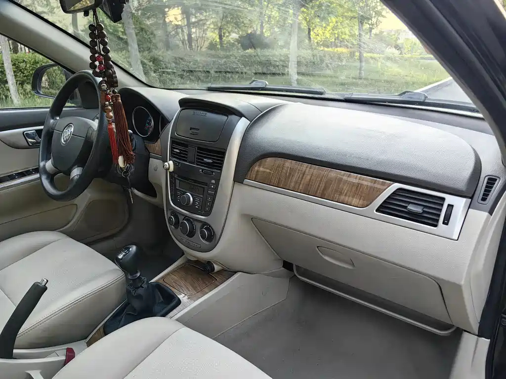 BUICK EXCELLE 2015
