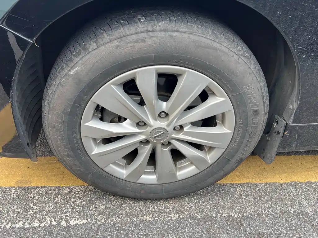 NISSAN TEANA 2017