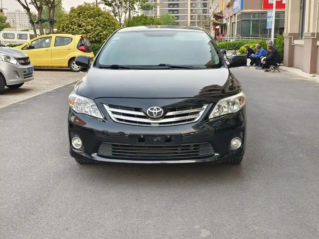 TOYOTA COROLLA 2010