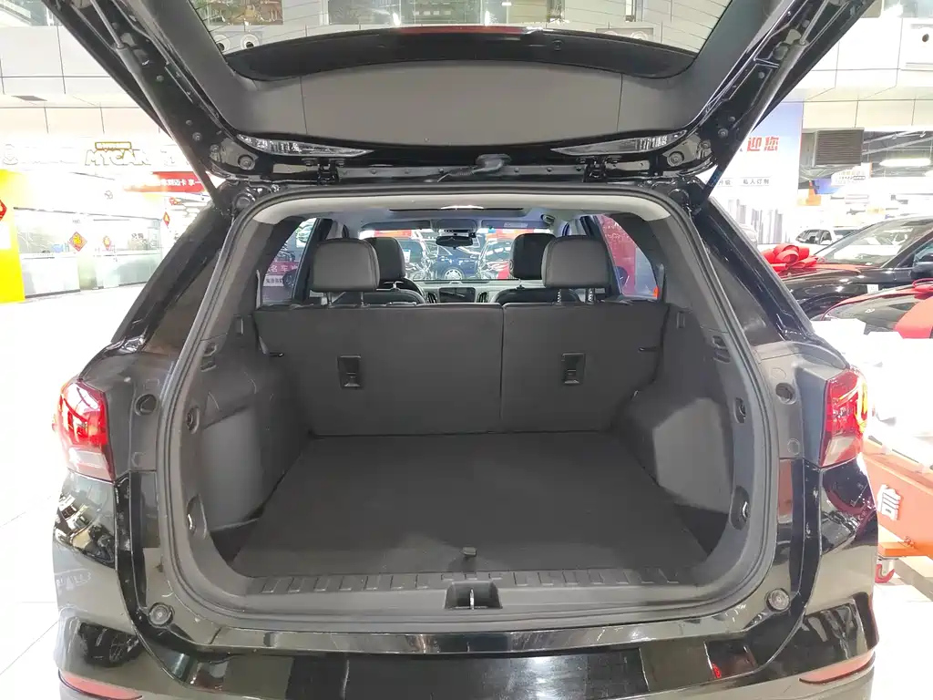 CHEVROLET EXPLORER 2020