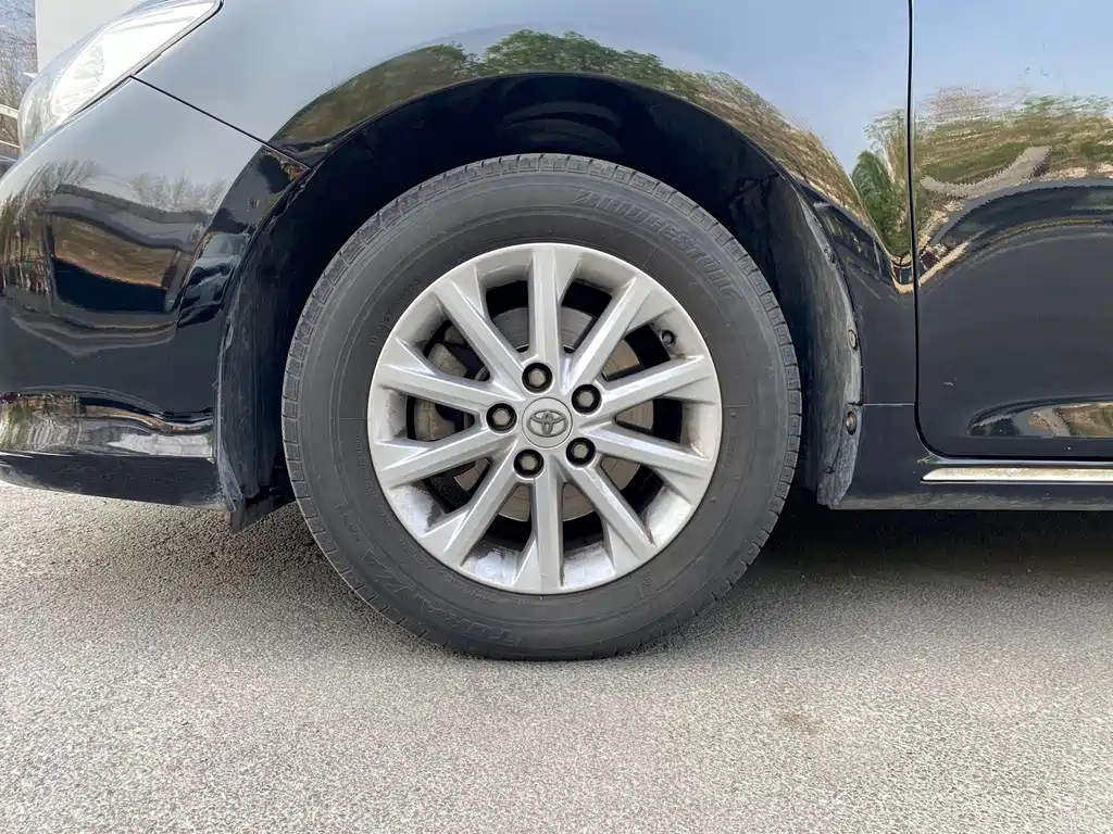 TOYOTA CAMRY 2014