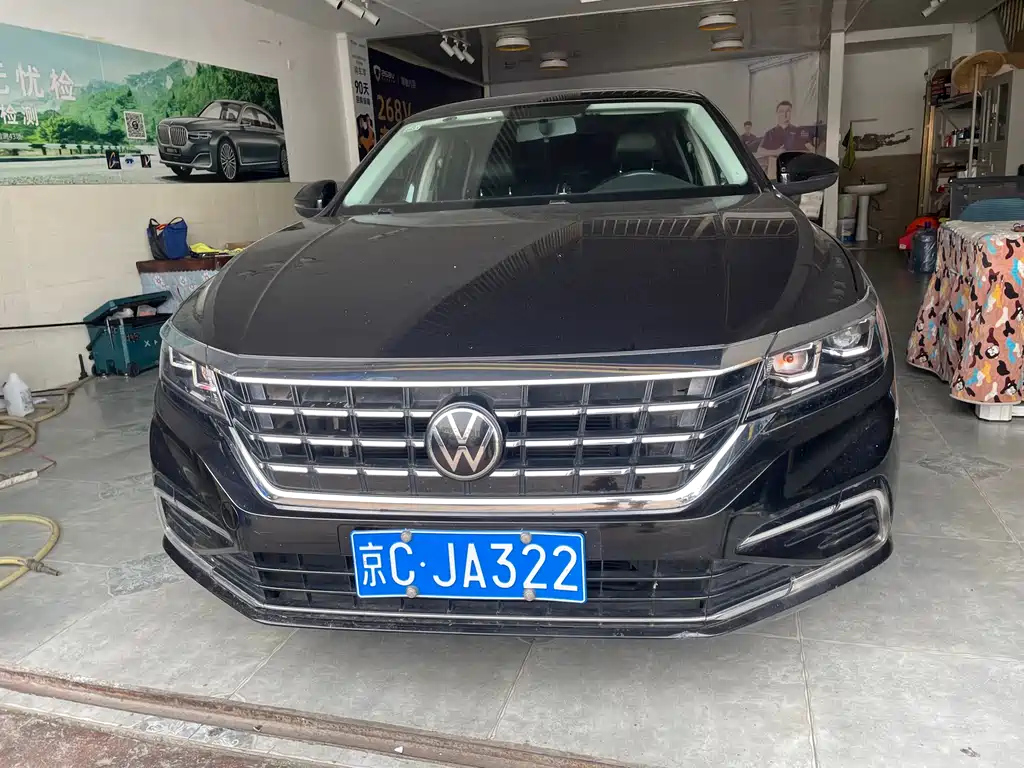VOLKSWAGEN PASSAT 2021