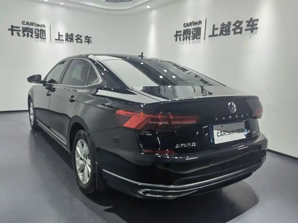 VOLKSWAGEN PASSAT 2020