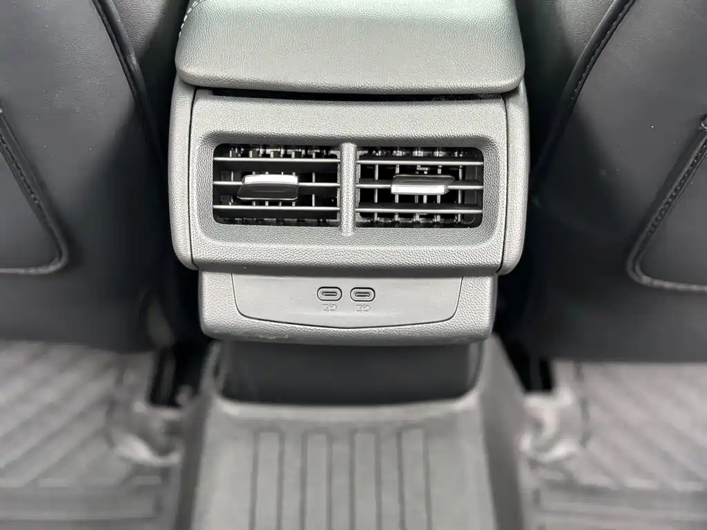 CADILLAC GT4 2023