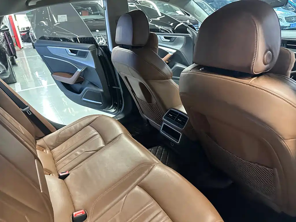 AUDI A7 2021