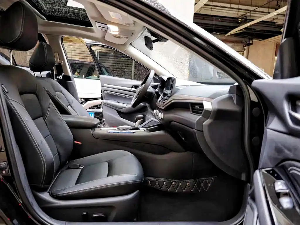 NISSAN TEANA 2021