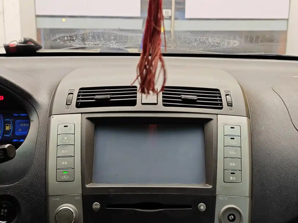 BYD S6 2013