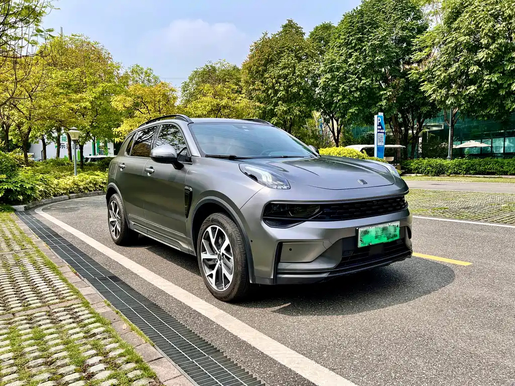 LYNK&CO 01 NEW ENERGY 2021