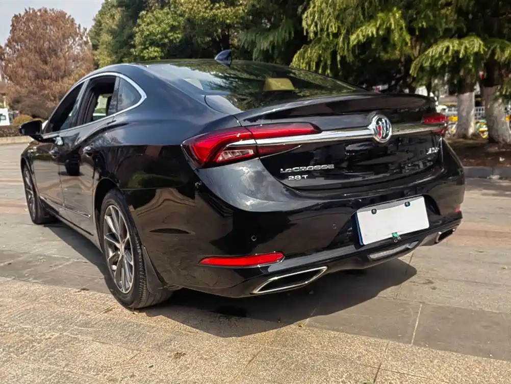 BUICK LACROSSE 2020