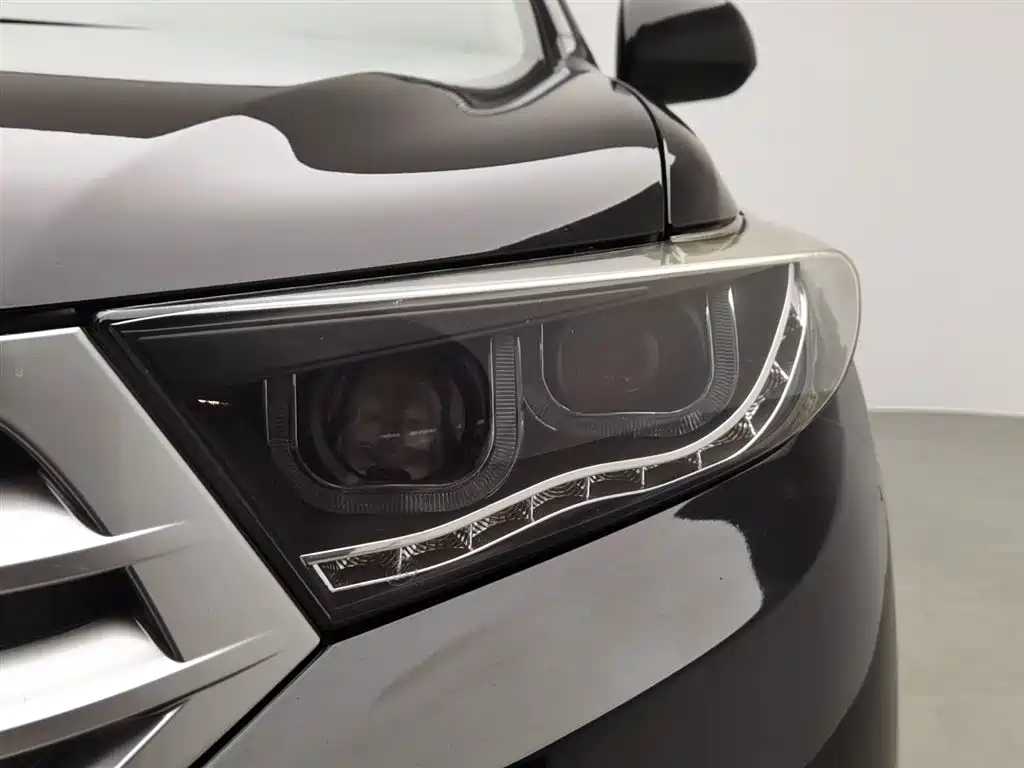 TOYOTA HIGHLANDER 2015