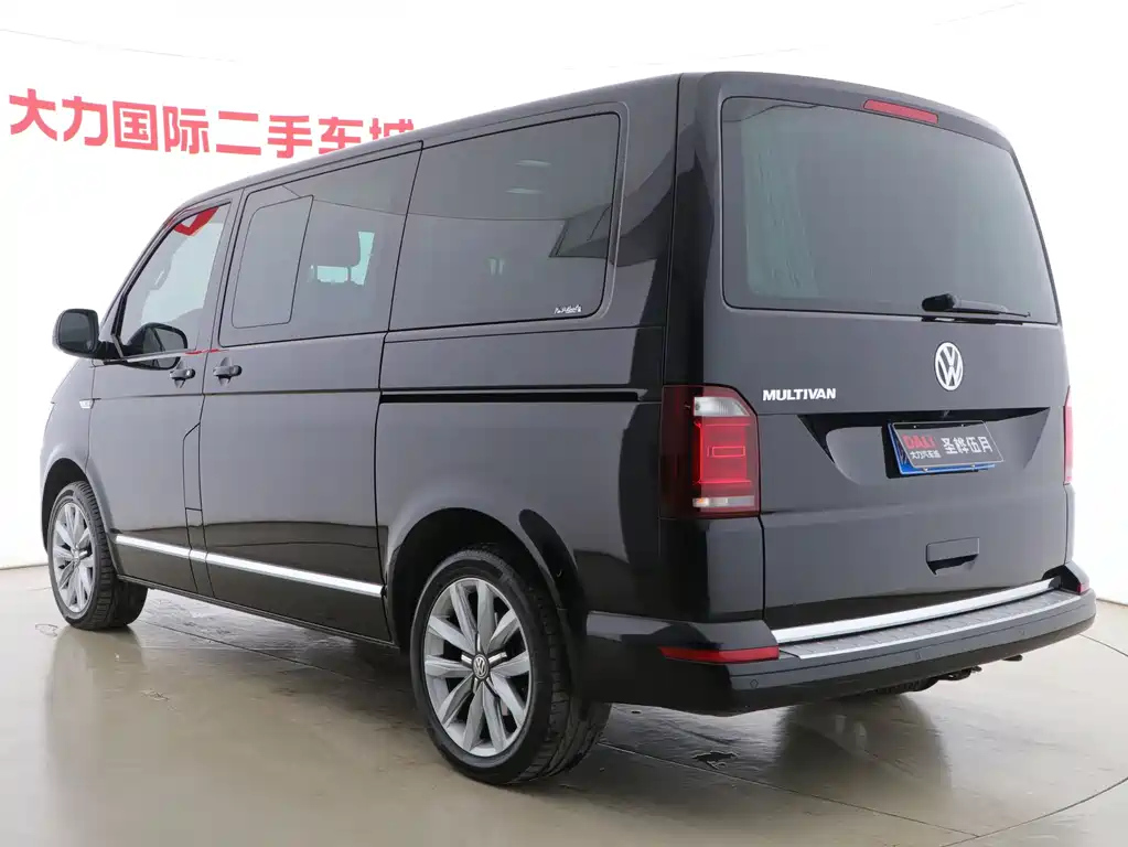 VOLKSWAGEN MULTIVAN 2019
