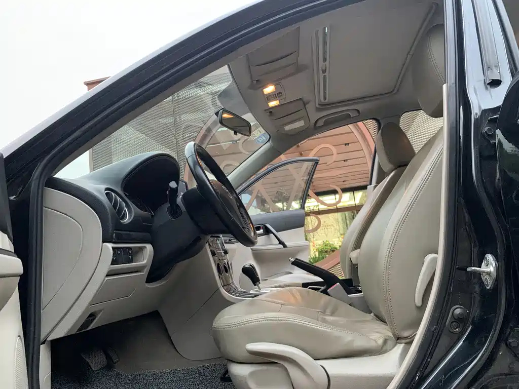 MAZDA 6 2011