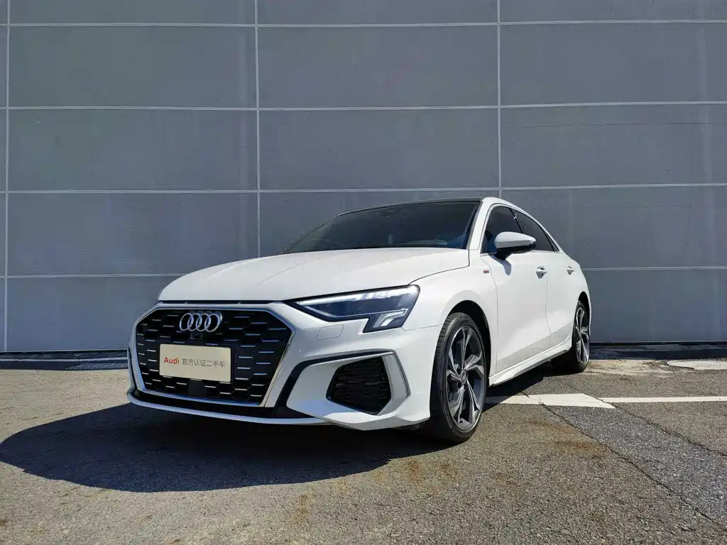 AUDI A3 2022
