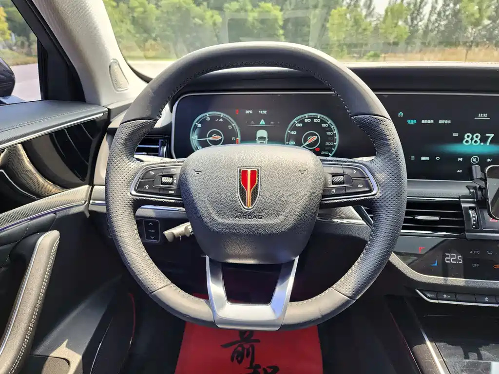 HONGQI HS5 2020