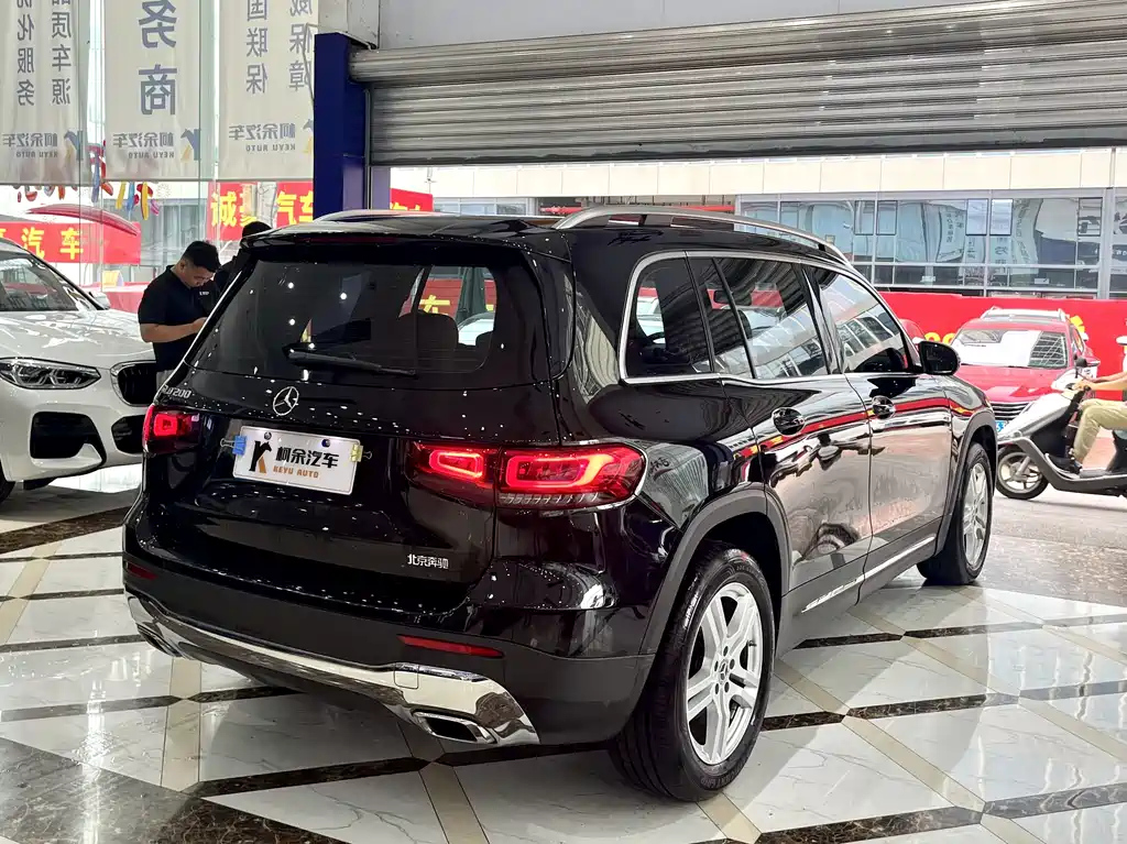 MERCEDES BENZ GLB 2022
