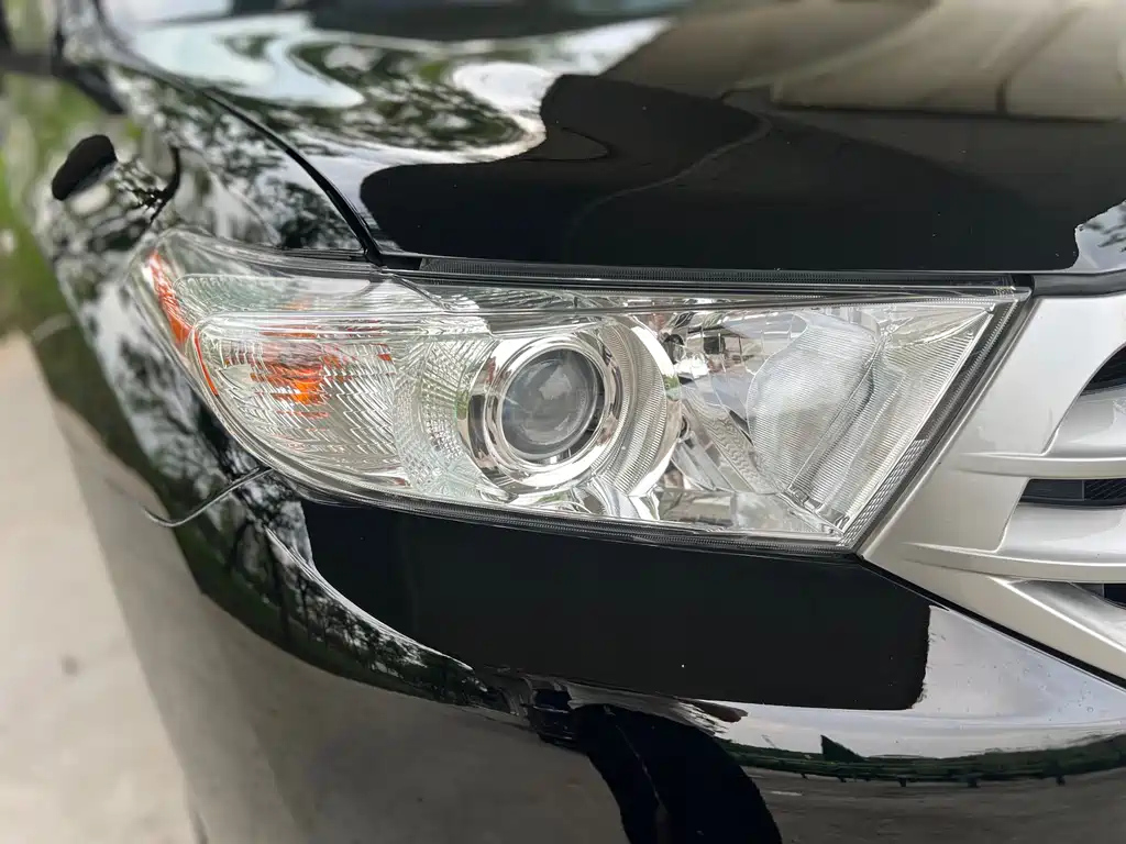 TOYOTA HIGHLANDER 2012