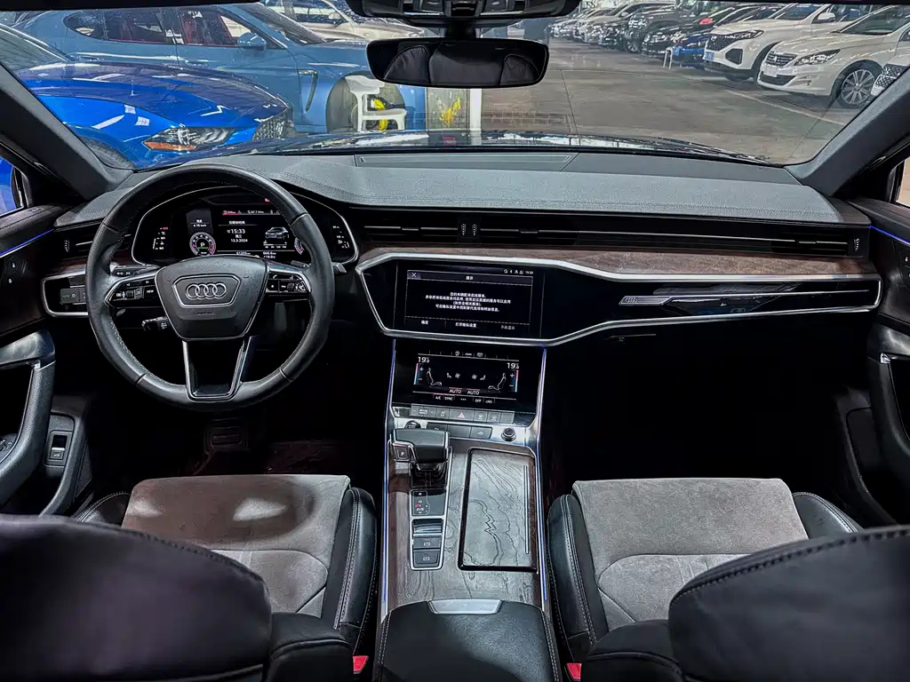 AUDI A6L 2023