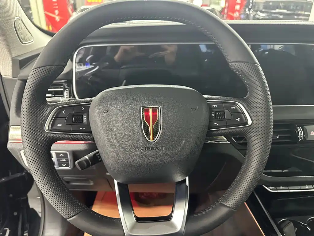 HONGQI HS5 2023