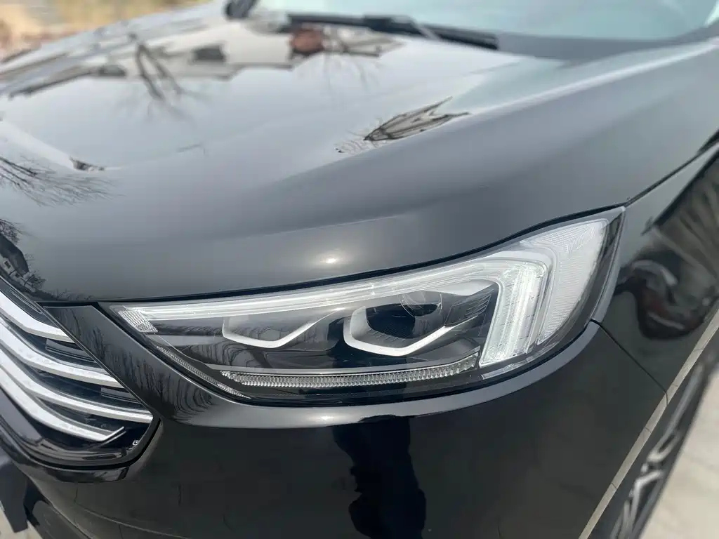 FORD EDGE 2020