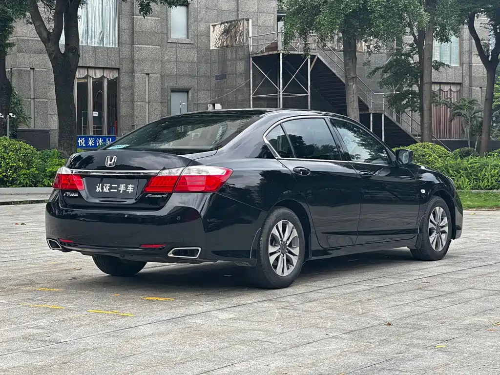 HONDA ACCORD 2015