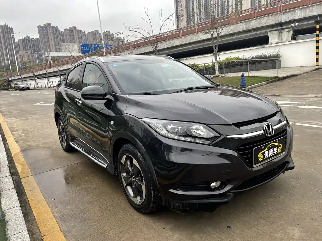 HONDA VEZEL 2017