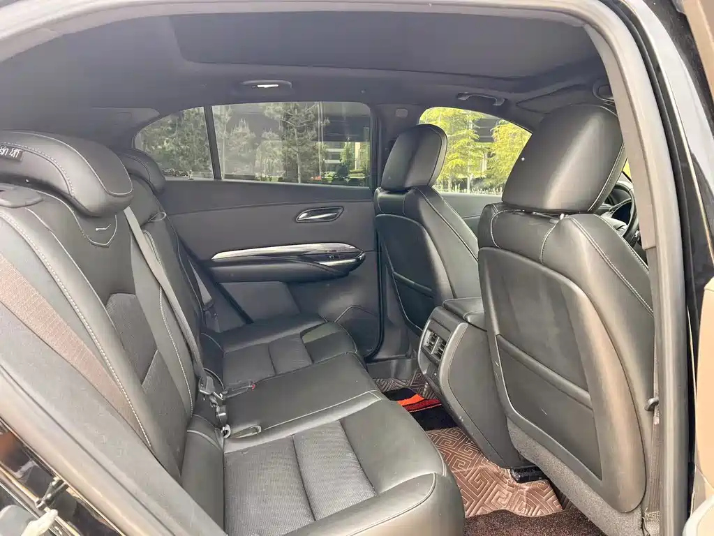 CADILLAC XT4 2020